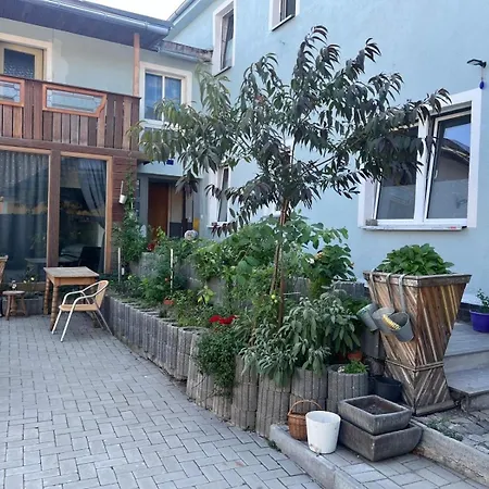 Apartment Antike Wohnmoeglichkeit Kurz Und Langfristig 50qm 1 Og Mit Balkon *